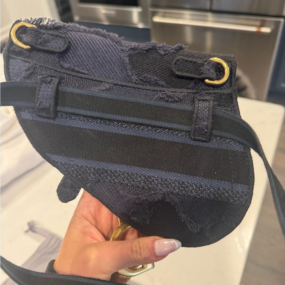 Dior Navy Mini Saddle Belt Bag - Picture 2 of 6